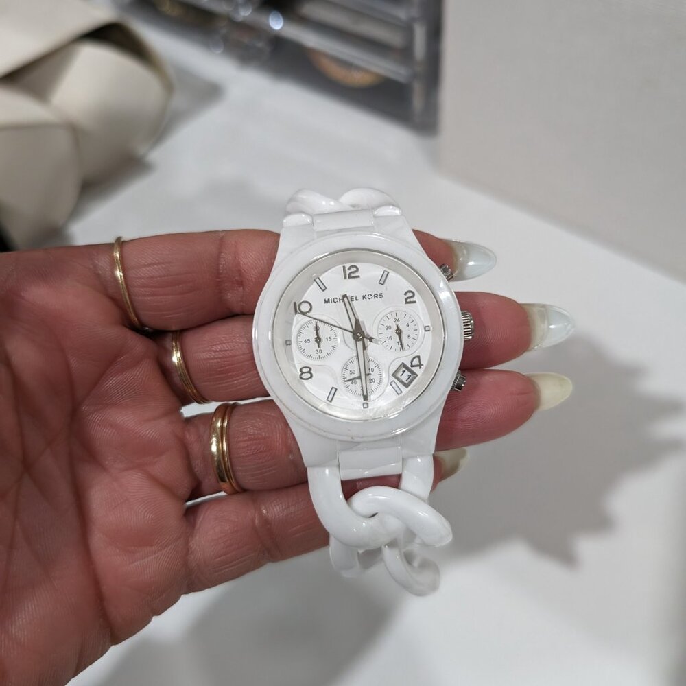 Michael Kors Ceramic White Dial White Steel Strap Watch For Women